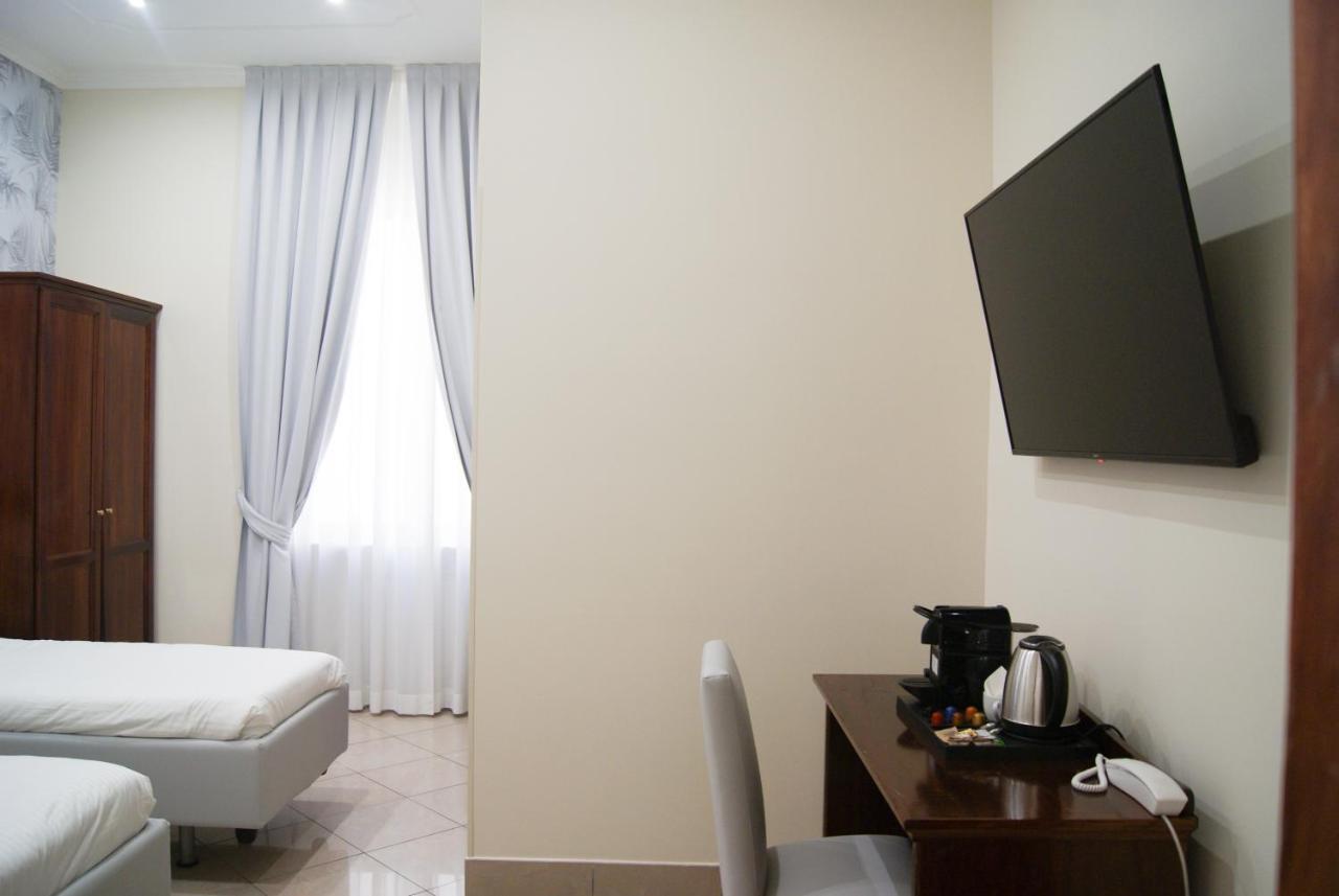 Monti 66 Hotel Rome Bagian luar foto