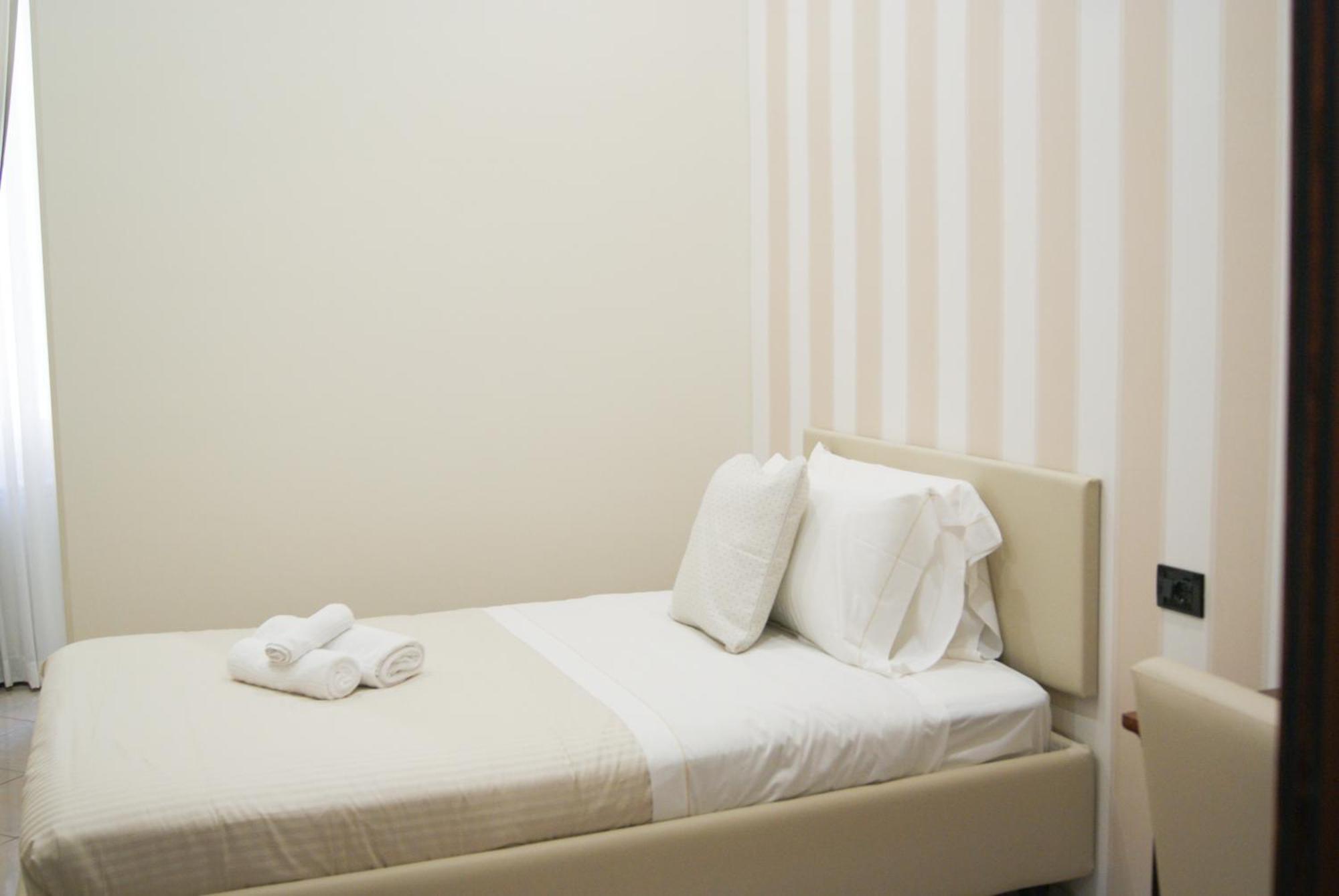 Monti 66 Hotel Rome Bagian luar foto