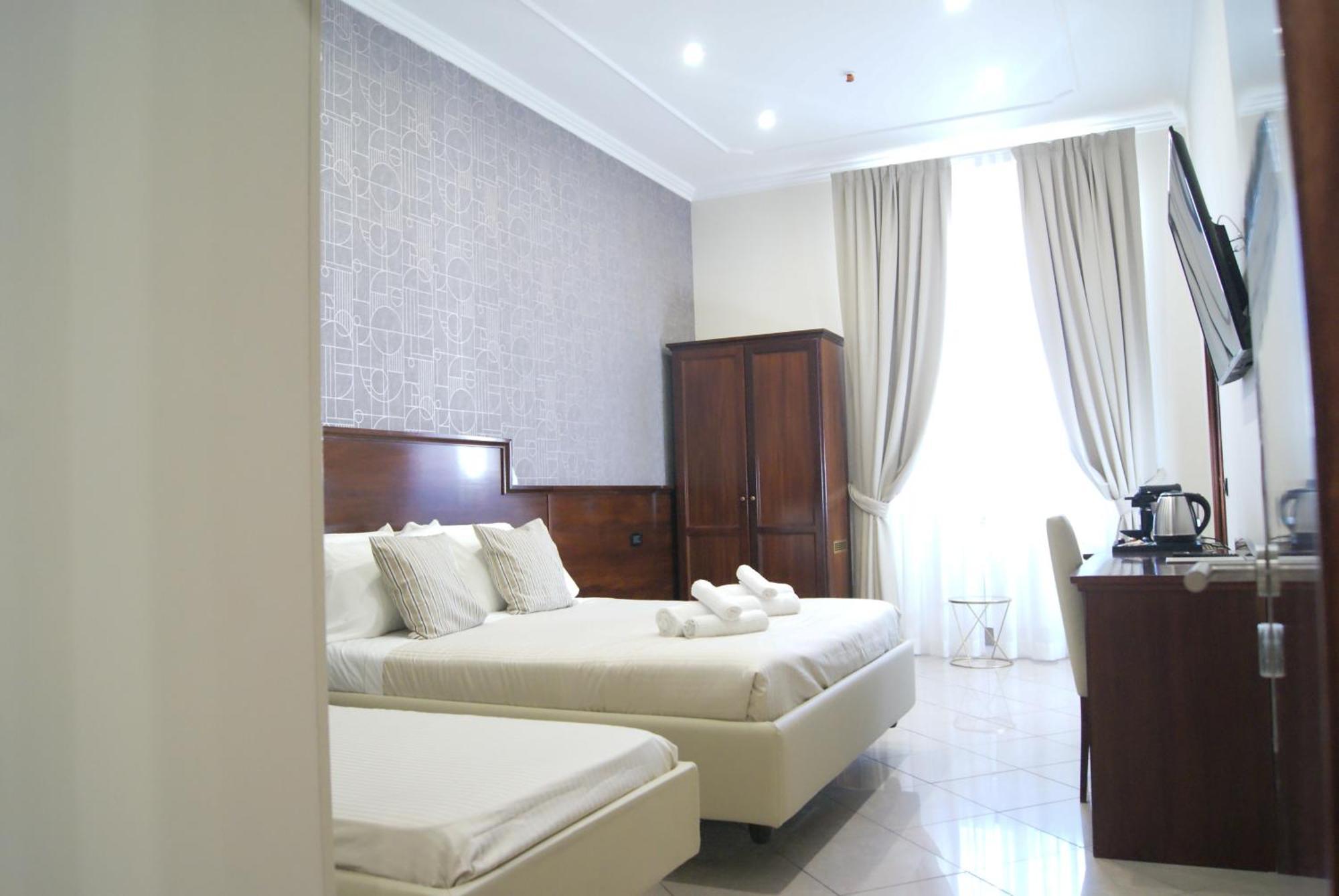 Monti 66 Hotel Rome Bagian luar foto